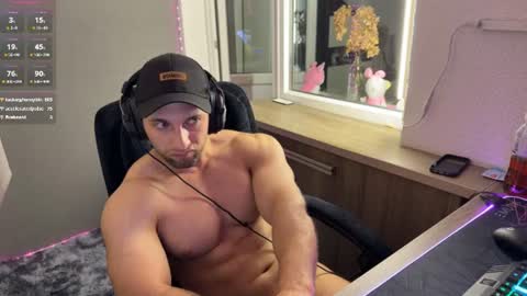 Snapshot of michaelbradley_for_u chatting on 07-09-26, 09:41 michaelbradley_for_u online show from 07-09-26, 09:41