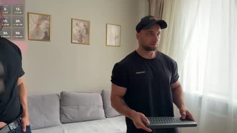 Snapshot of michaelbradley_for_u chatting on 07-14-26, 07:57 michaelbradley_for_u online show from 07-14-26, 07:57