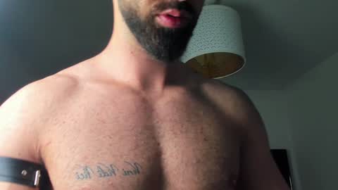 MichaelEvansx online show from 12-21-24, 09:04