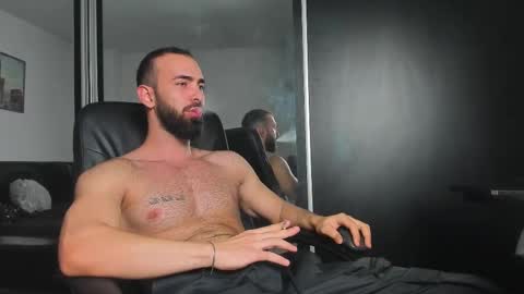 MichaelEvansx online show from 02-11-25, 02:35