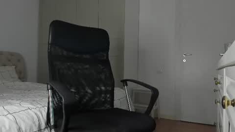 MichaelEvansx online show from 07-07-26, 07:40