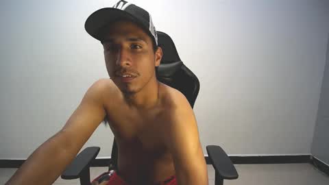 Snapshot of michaelhotbbc chatting on 09-27-25, 05:12 Michael online show from 09-27-25, 05:12