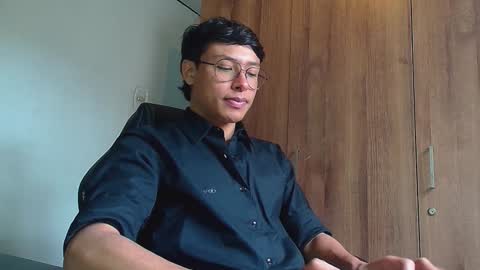 Snapshot of michaelstones chatting on 12-27-24, 02:33 michaelstones online show from 12-27-24, 02:33