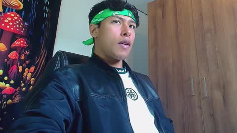 Snapshot of michaelstones chatting on 02-06-25, 01:54 michaelstones online show from 02-06-25, 01:54