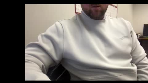 Snapshot of michaelt483 chatting on 01-17-26, 08:12 michaelt483 online show from 01-17-26, 08:12