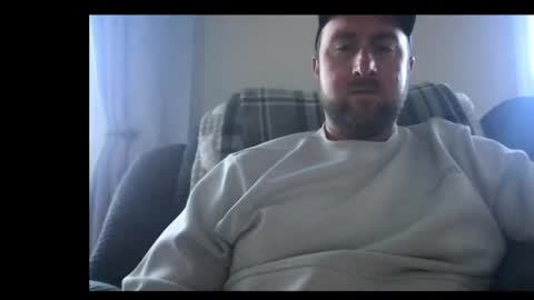 Snapshot of michaelt483 chatting on 04-07-26, 10:31 michaelt483 online show from 04-07-26, 10:31