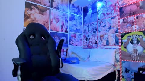 Snapshot of michel_lopez18 chatting on 02-06-25, 11:10 michel_lopez18 online show from 02-06-25, 11:10