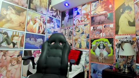 Snapshot of michel_lopez18 chatting on 03-07-25, 10:45 michel_lopez18 online show from 03-07-25, 10:45