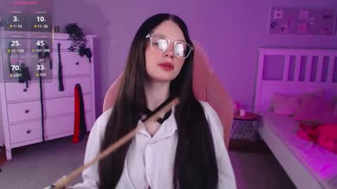 Snapshot of michela_fruet chatting on 10-16-25, 01:17 Kate online show from 10-16-25, 01:17