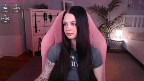 Snapshot of michela_fruet chatting on 10-22-25, 01:17 Kate online show from 10-22-25, 01:17