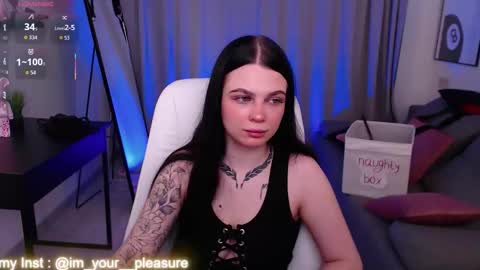 Kate online show from 02-24-26, 01:03