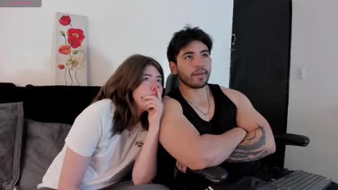 Snapshot of michelandchris chatting on 12-01-25, 01:49 MichelandChris online show from 12-01-25, 01:49