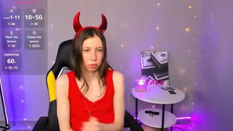 michele_mack online show from 02-05-25, 06:13