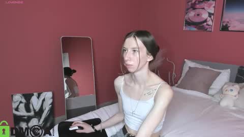 michele_mack online show from 09-09-25, 02:33