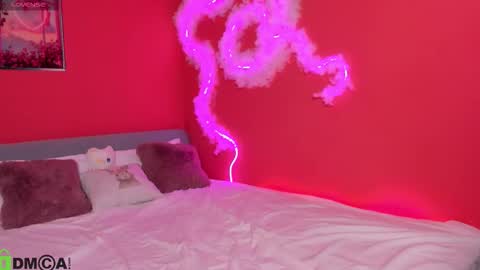 michele_mack online show from 12-01-25, 02:27