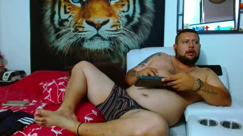 Snapshot of michell_myers chatting on 02-04-25, 02:39 michell_myers online show from 02-04-25, 02:39