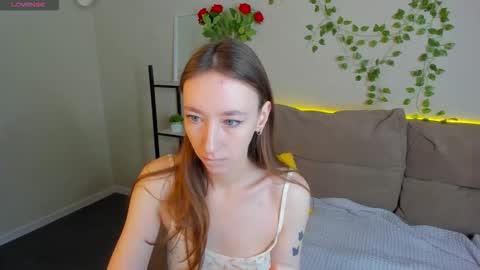 Snapshot of michelle__allen chatting on 11-24-25, 01:05 Michelle online show from 11-24-25, 01:05