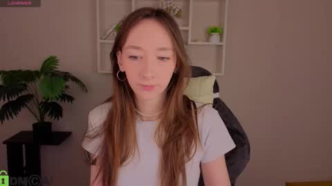 Snapshot of michelle__allen chatting on 01-13-26, 01:00 Michelle online show from 01-13-26, 01:00