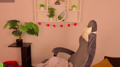 Snapshot of michelle__allen chatting on 02-10-26, 01:10 Michelle online show from 02-10-26, 01:10