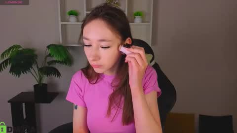 Snapshot of michelle__allen chatting on 02-22-26, 01:07 Michelle online show from 02-22-26, 01:07