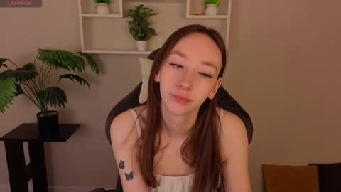 Snapshot of michelle__allen chatting on 03-08-26, 02:04 Michelle online show from 03-08-26, 02:04