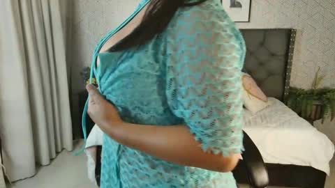 Michelle online show from 01-18-25, 06:13