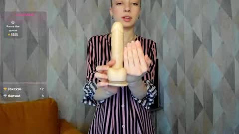michelle_blond online show from 02-21-25, 08:07