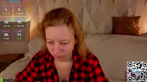 Snapshot of michelle_blond chatting on 06-16-26, 01:08 michelle_blond online show from 06-16-26, 01:08