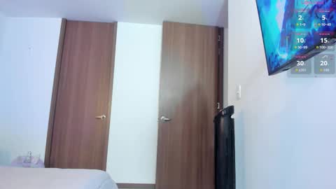 Snapshot of michelle_ferrerr chatting on 10-16-25, 09:49 MICHELLE online show from 10-16-25, 09:49