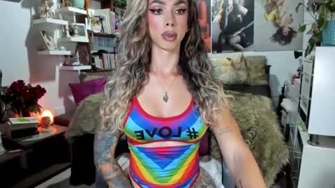 michelle apihel online show from 06-03-26, 08:47