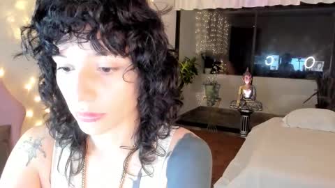 Snapshot of michelleastro chatting on 10-12-25, 04:44 Michelle Ramirez online show from 10-12-25, 04:44