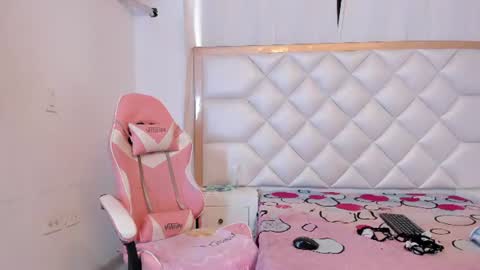 michelleblair1 online show from 07-03-26, 12:33