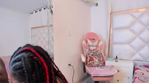 michelleblair1 online show from 07-30-26, 01:54