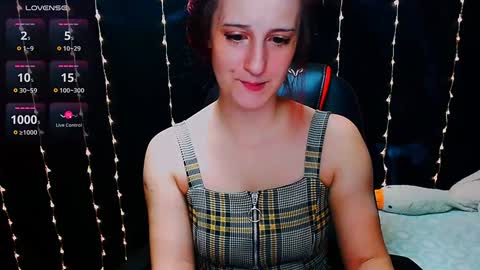 Snapshot of michelleevie chatting on 01-10-25, 01:53 Agatha online show from 01-10-25, 01:53