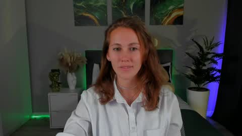 MichelleOrtis online show from 12-04-24, 02:15