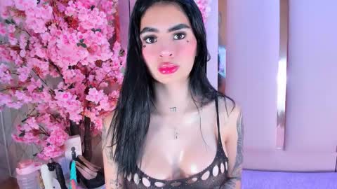 Snapshot of michellespencer1 chatting on 11-24-25, 09:25 Michelle online show from 11-24-25, 09:25