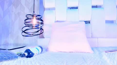 Snapshot of michellespencer1 chatting on 02-16-26, 10:39 Michelle online show from 02-16-26, 10:39