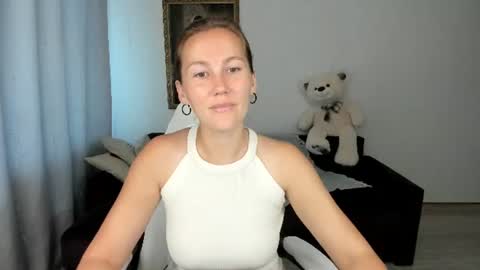 Michelle online show from 07-05-26, 04:52