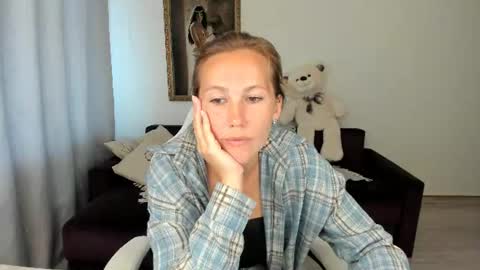 Michelle online show from 08-03-26, 04:55