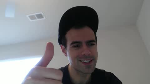 Snapshot of michmark23 chatting on 01-11-26, 04:23 michmark23 online show from 01-11-26, 04:23