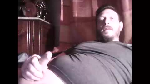 Snapshot of mickael236 chatting on 12-26-24, 05:37 mickael236 online show from 12-26-24, 05:37