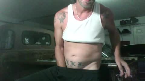Snapshot of mickey85knoxx chatting on 09-23-25, 03:59 mickey85knoxx online show from 09-23-25, 03:59