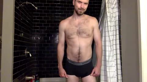 Snapshot of mickey_mic chatting on 10-03-25, 01:46 mickey_mic online show from 10-03-25, 01:46