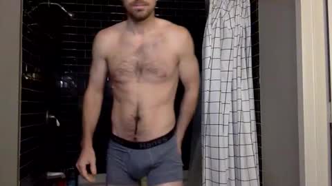 Snapshot of mickey_mic chatting on 10-22-25, 06:51 mickey_mic online show from 10-22-25, 06:51