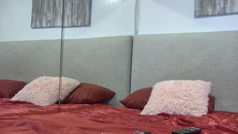 Snapshot of mickeyshyne69 chatting on 12-04-25, 12:53 Mickey online show from 12-04-25, 12:53