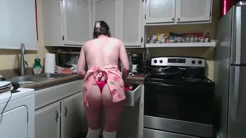 Snapshot of mickeyshyne69 chatting on 02-19-26, 07:43 Mickey online show from 02-19-26, 07:43