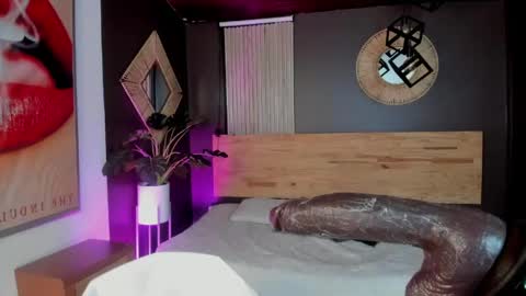 Micki online show from 04-28-26, 11:26