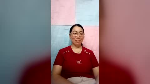 Snapshot of mickye00 chatting on 07-19-26, 02:15 Miky online show from 07-19-26, 02:15