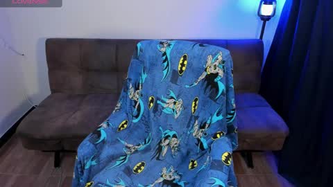 Blue online show from 02-13-25, 04:11