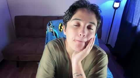 Blue online show from 02-06-26, 03:26